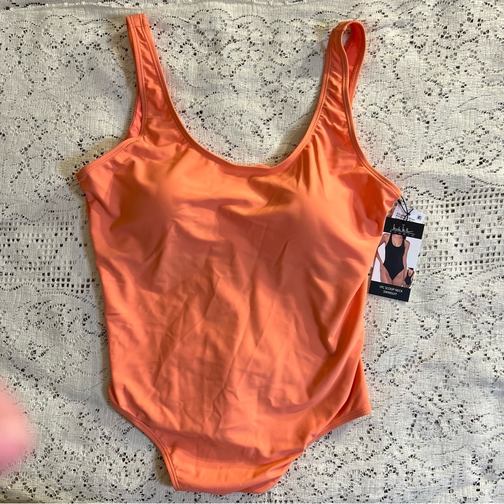 Nicole Miller NWT one piece swimsuit, scoop neck floral, size XL